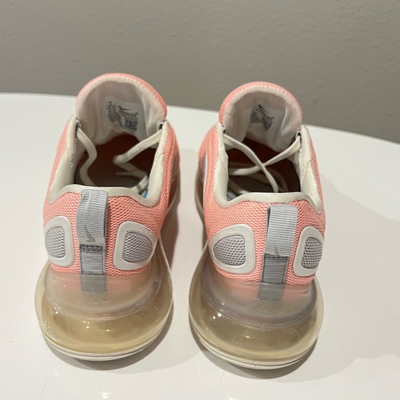 Nike Air Max 720 Pink Women - Picture 3 of 9